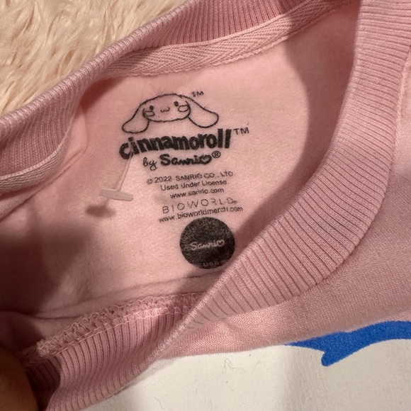 Cinamoroll Sweatshirt by Sanrio size M - Picture 3 of 5